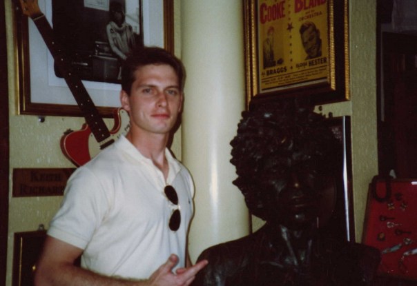 A sculpture in iron (I guess) of Keith Richards of the Rolling Stones when I visited the Hard Rock Cafe in Honolulu circa 1991.